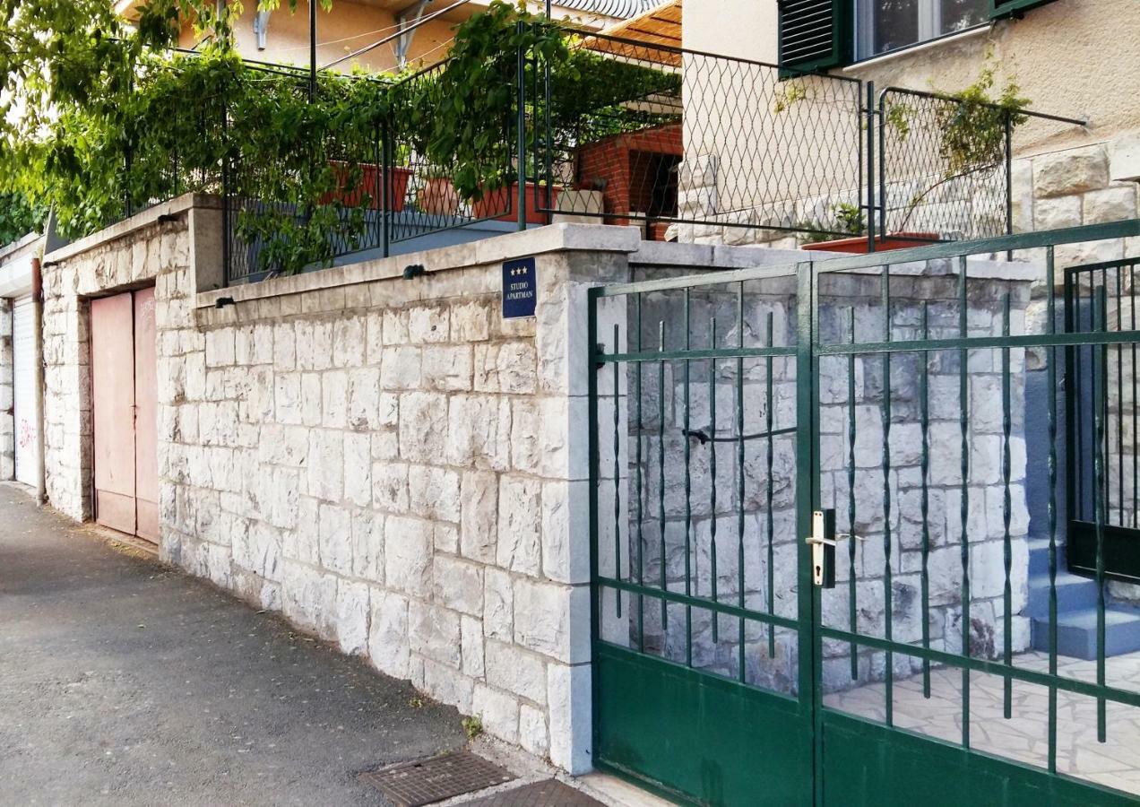 Studio Apartman Kacunic Split Exterior photo